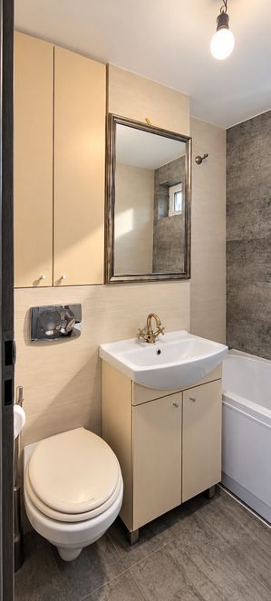 Imagine 3757