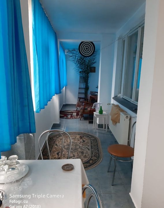 Negru Voda, Apartament 2 camere, decomandat, balcon mare, Școala 14 Pitești