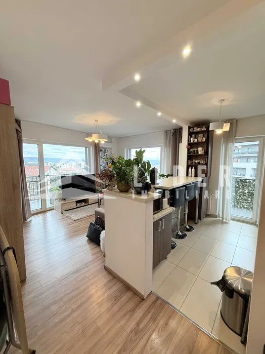 Imagine 8018