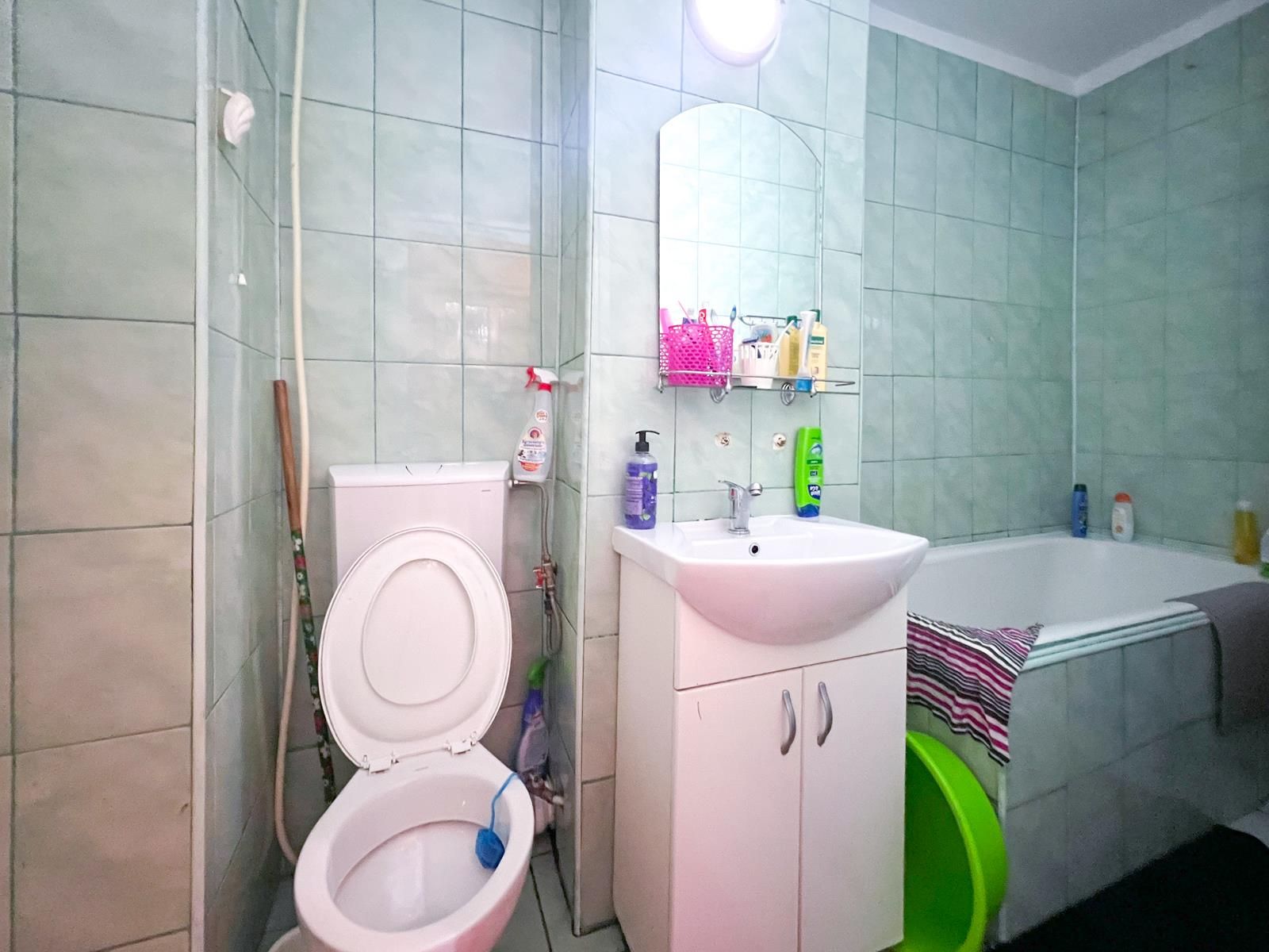 Apartament 4 camere | 65.7 mp | centrala proprie | Manastur | Mehedinti - foto 7