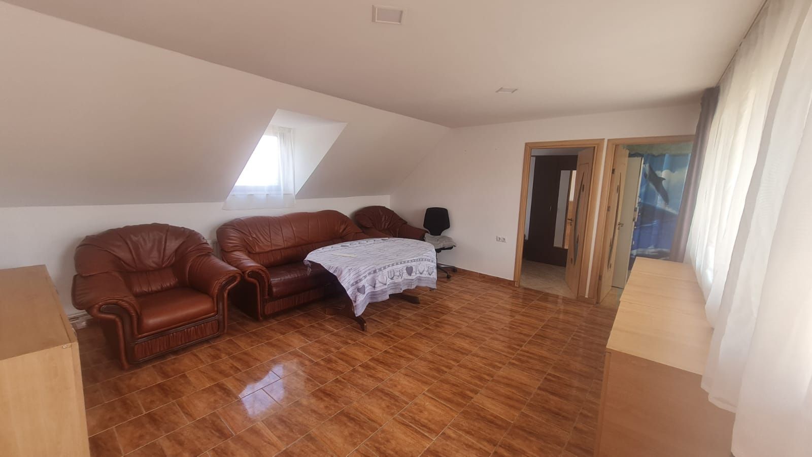 Apartament 3 camere la casă zona Trei Stejari — fotografia 1