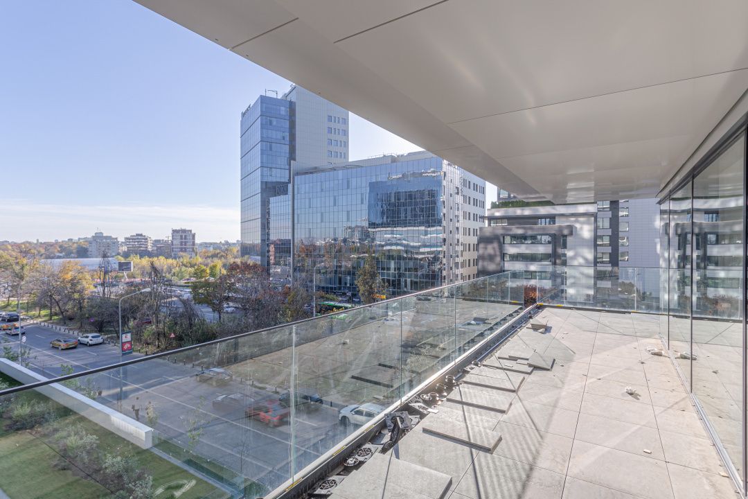4 camere mobilat complet în One Floreasca Towers