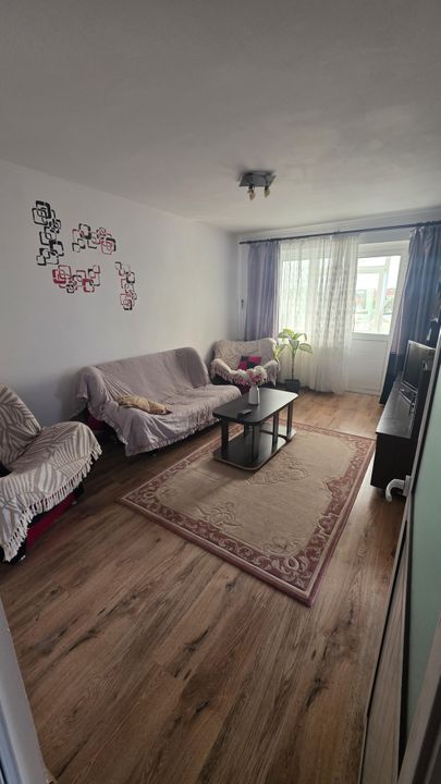 Vanzare apartament 2 camere Trivale