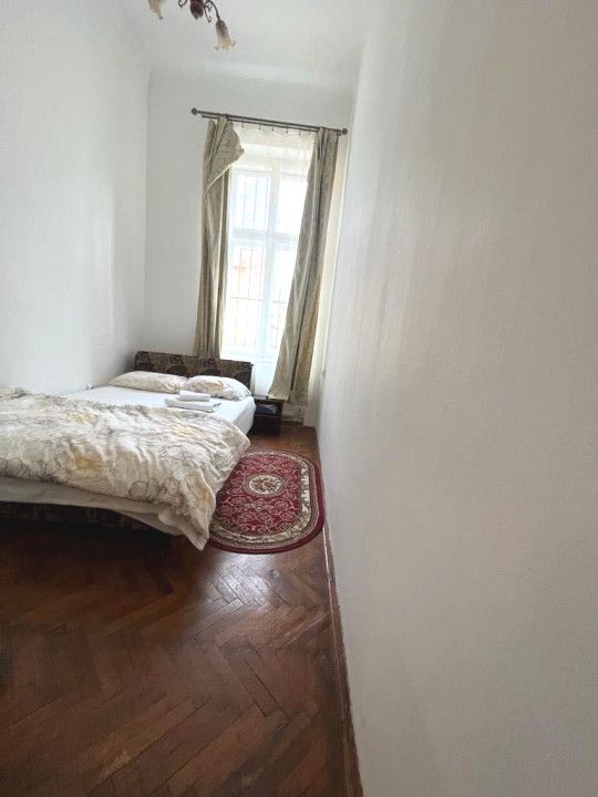 Apartament ultracentral de 4 camere in Piata Mare — fotografia 3