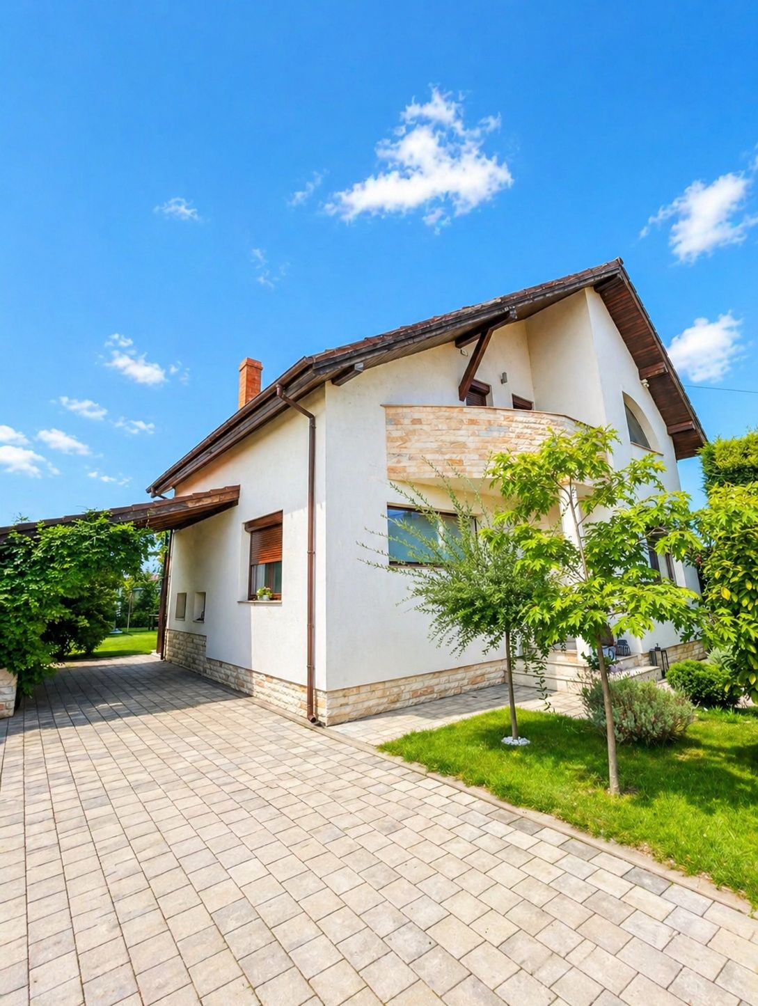 Casa individuala premium cu 5 camere,423 mp teren,180 mp utili,Micesti
