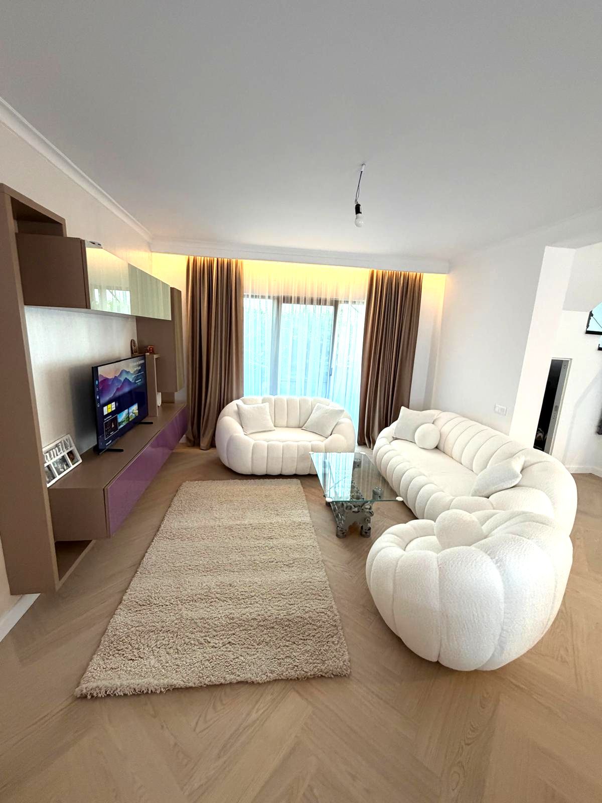 Duplex de vânzare în Borhanci, 120 mp, 3 dormitoare și curte