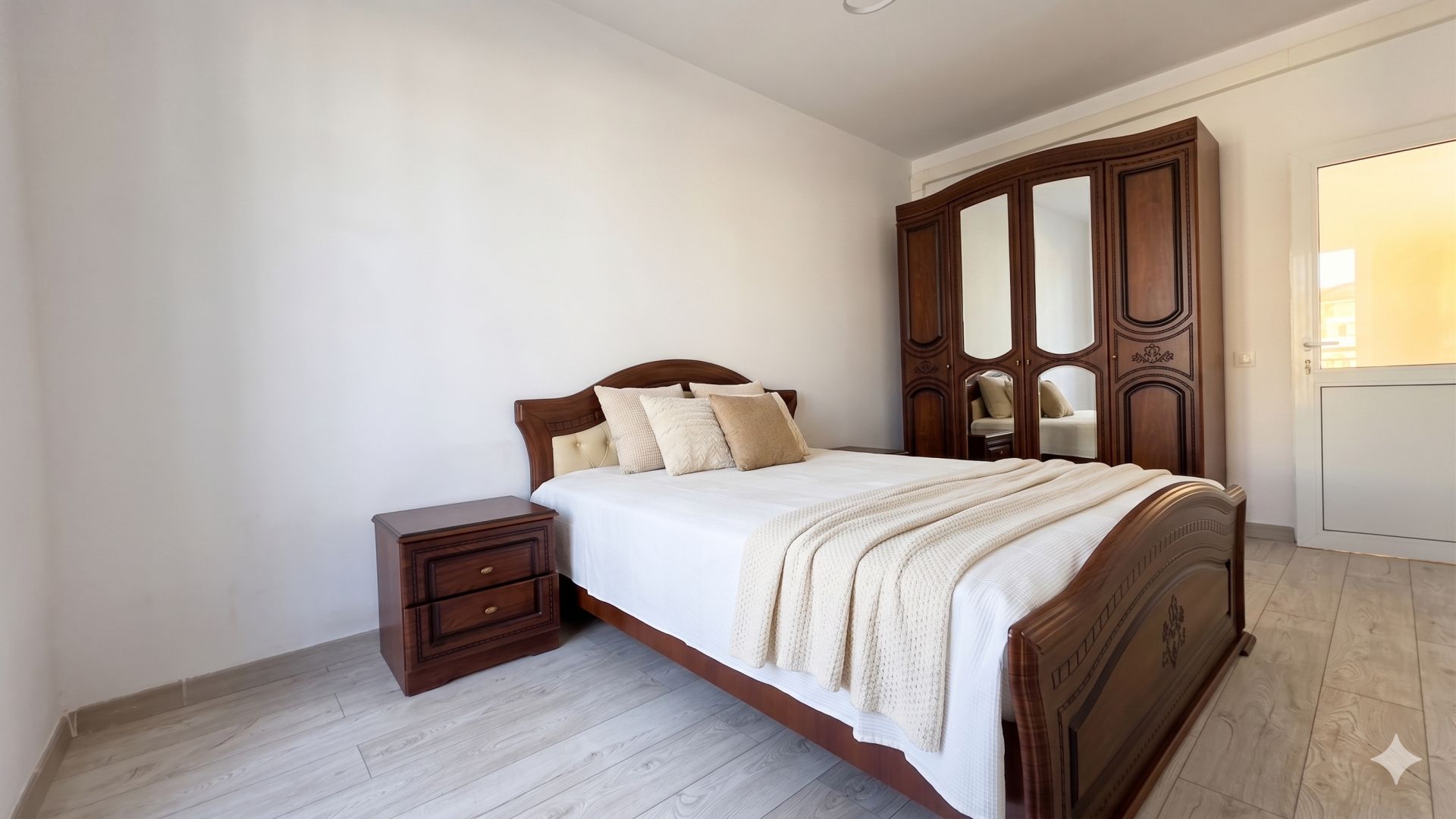 Apartament 3 camere, început de Borhanci, lângă Mega Image