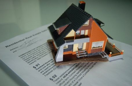 Locuinte mai scumpe cu TVA 5 %. Plafonul maxim creste la 140.000 euro