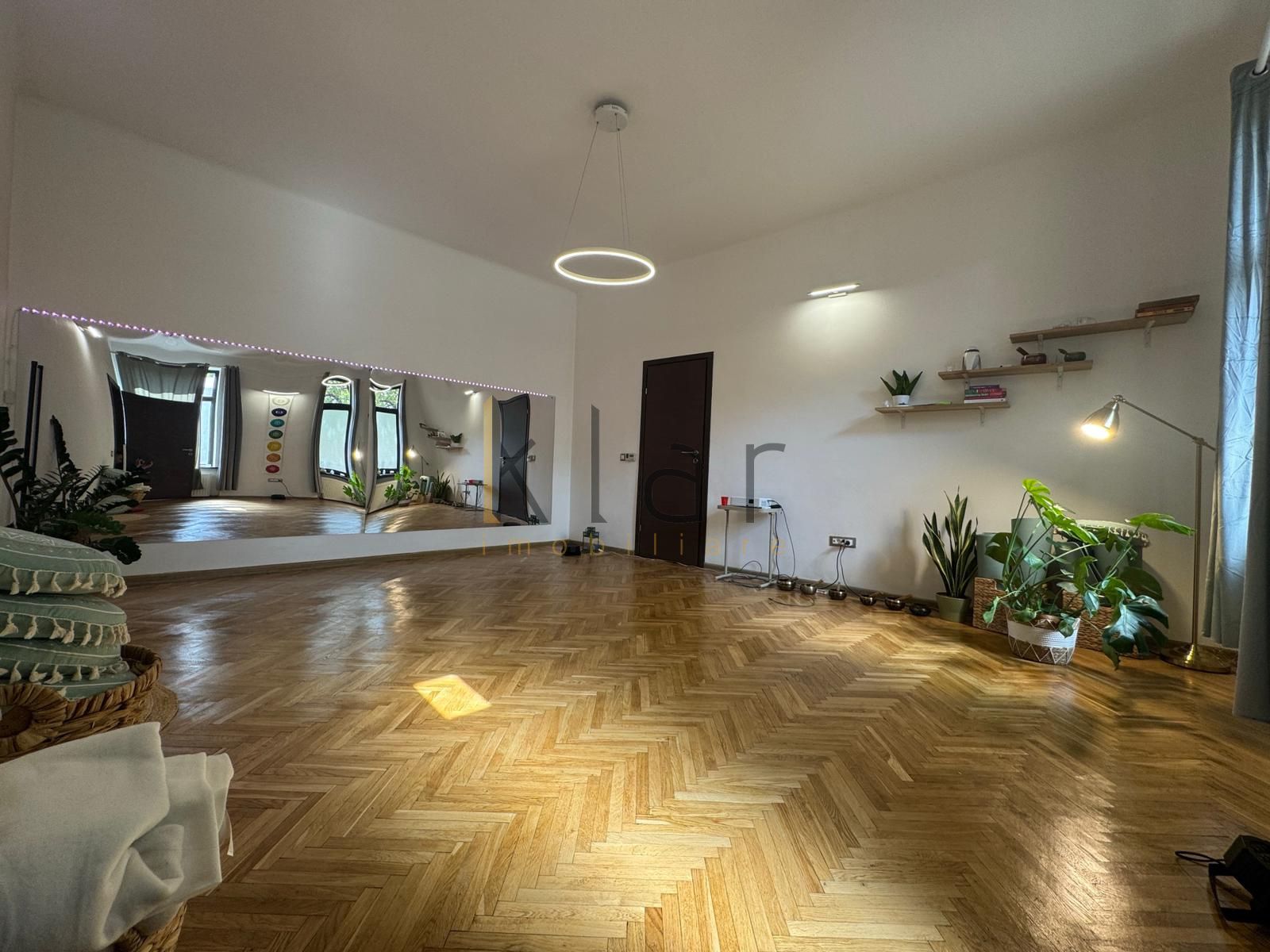 Apartament cu 2 camere 53mp, Centru, zona Piata Avram Iancu — fotografia 1