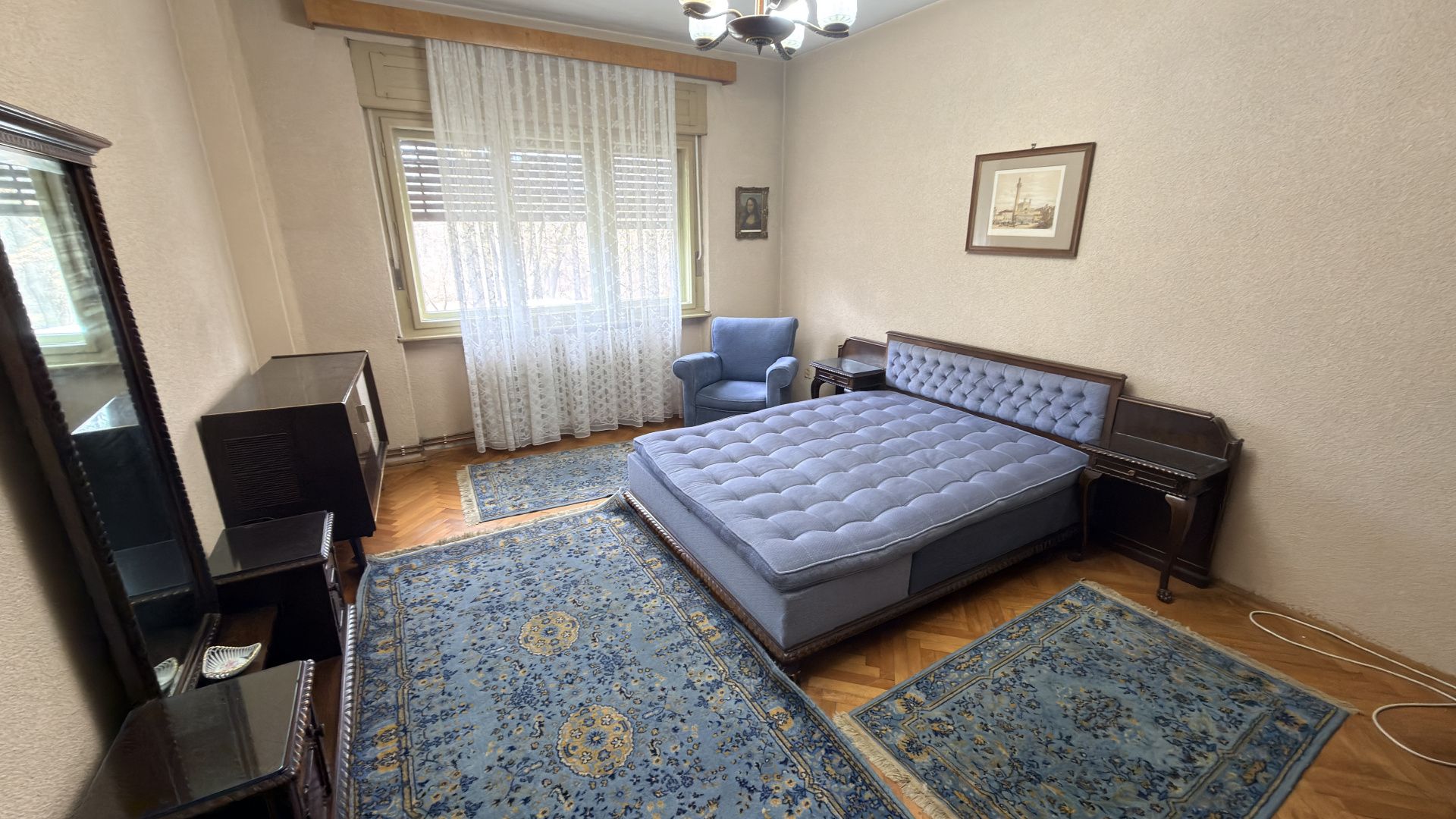 Apartament casa 3 camere 130 mp utili zona Parc Sub Arini — fotografia 1