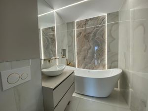 Imagine 2569