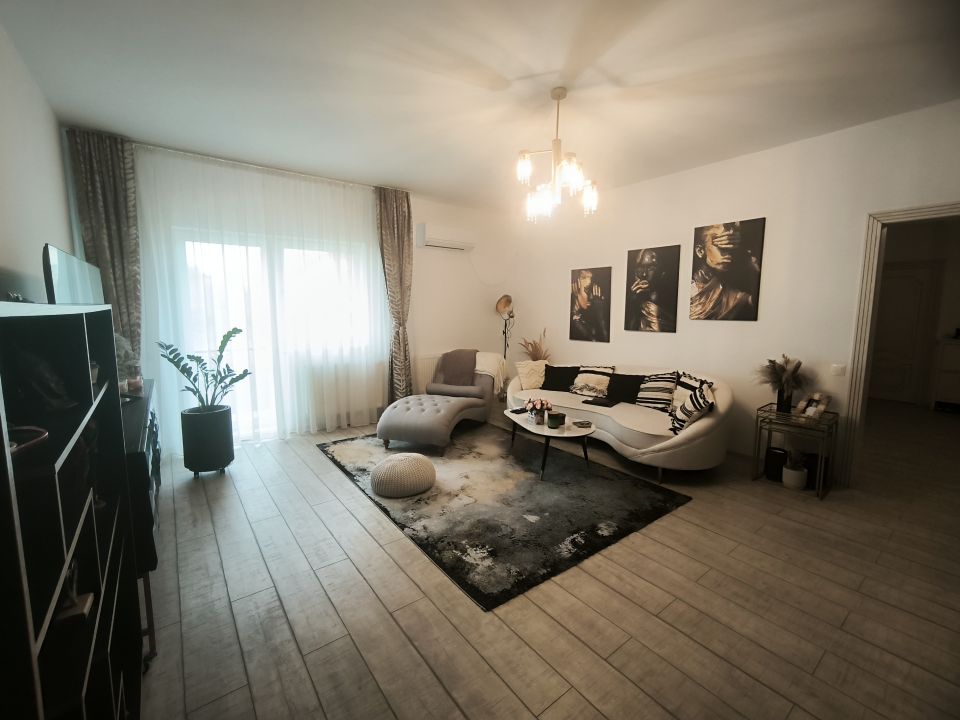 Mioveni – Robea | 3 camere | 85 mp | Grădină proprie 49 mp | Bloc 2021
