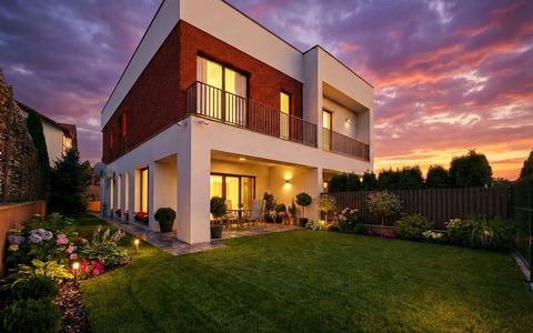 Casă cu 4 camere de vânzare în Europa, Cluj-Napoca