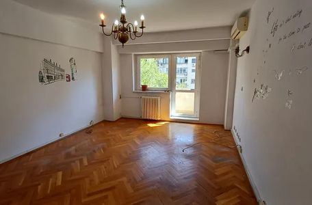 Unirii, 131 mp: cum se organizează un apartament cu 4 camere