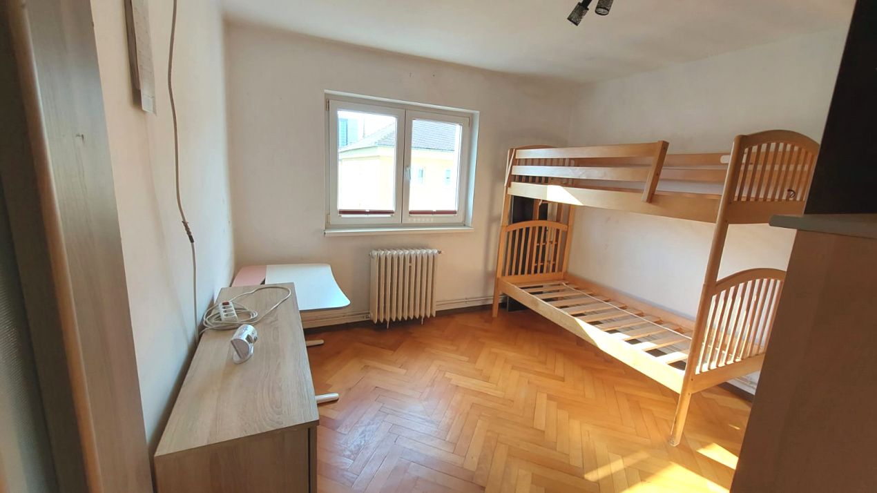 Apartament 3 camere decomandate Calea Dumbravii/ SE ACCEPTA MUNCITORI — fotografia 3
