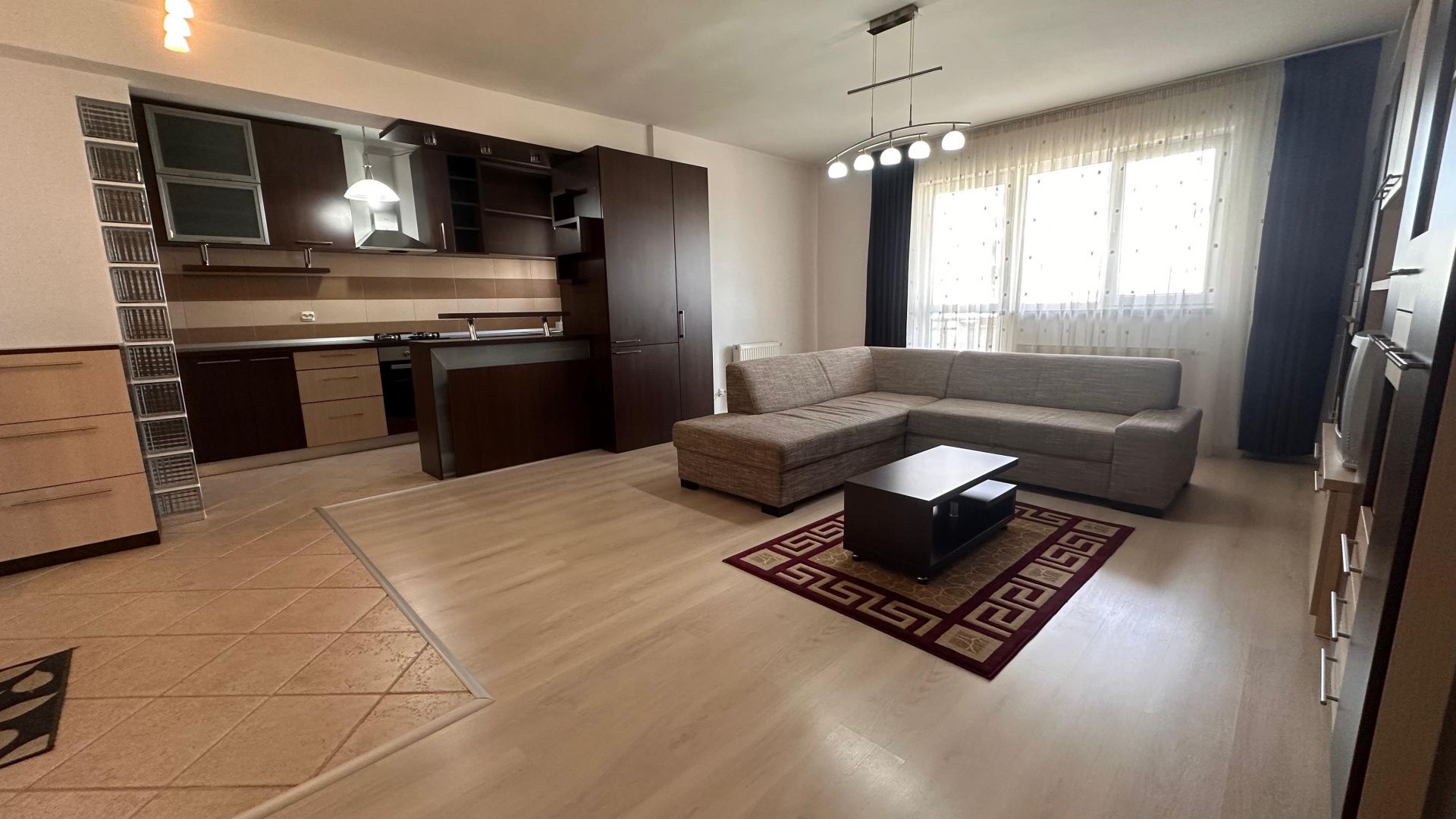 Apartament 2 camere 60 mp zona Rahovei — fotografia 1