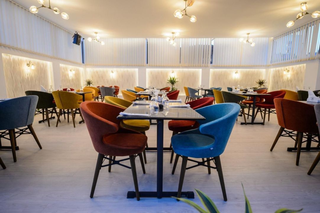 Mamaia Nord - Vilă turistică P+ 2 , funcțională, complet utilată  