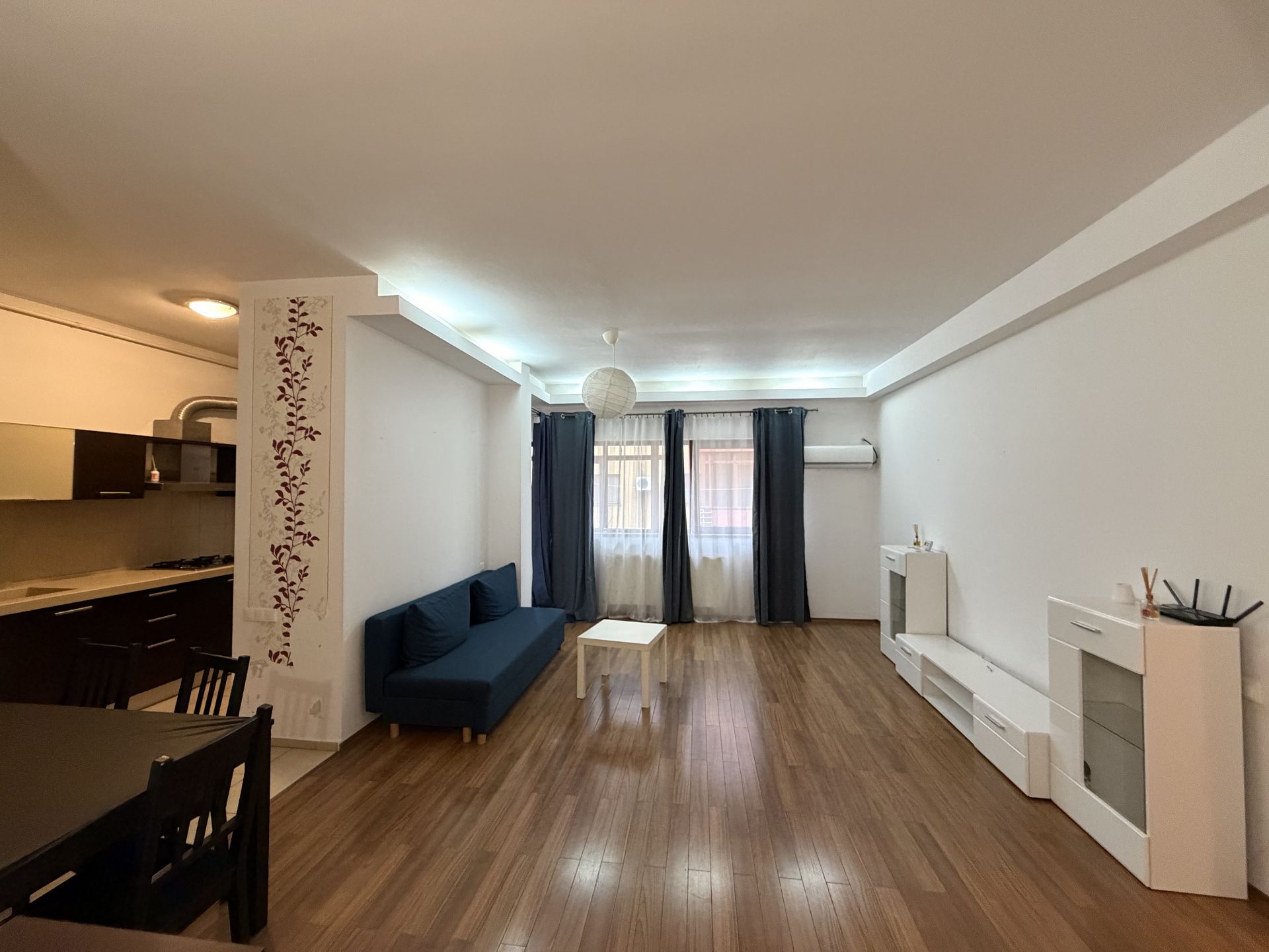 Apartament 3 camere Otopeni – Mobilat, Utilat, Parcare Inclusă