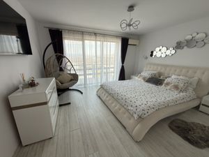 Imagine 352