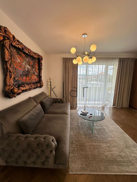 Apartament 2 camere LUX 60mpCentru zona str.Paris — fotografia 1