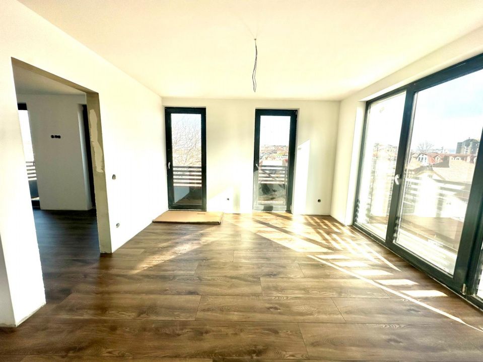 Apartament nou 2 camere in inima Cetatii. Ideal pentru investitie/regim hotelier