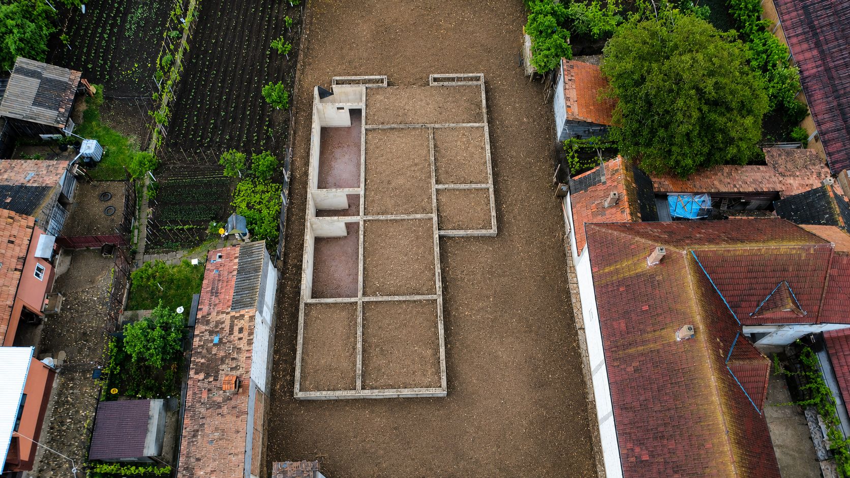 Teren 1080 mp + Proiect Casă Modernă (S+P) – Daia Română, Jud. Alba