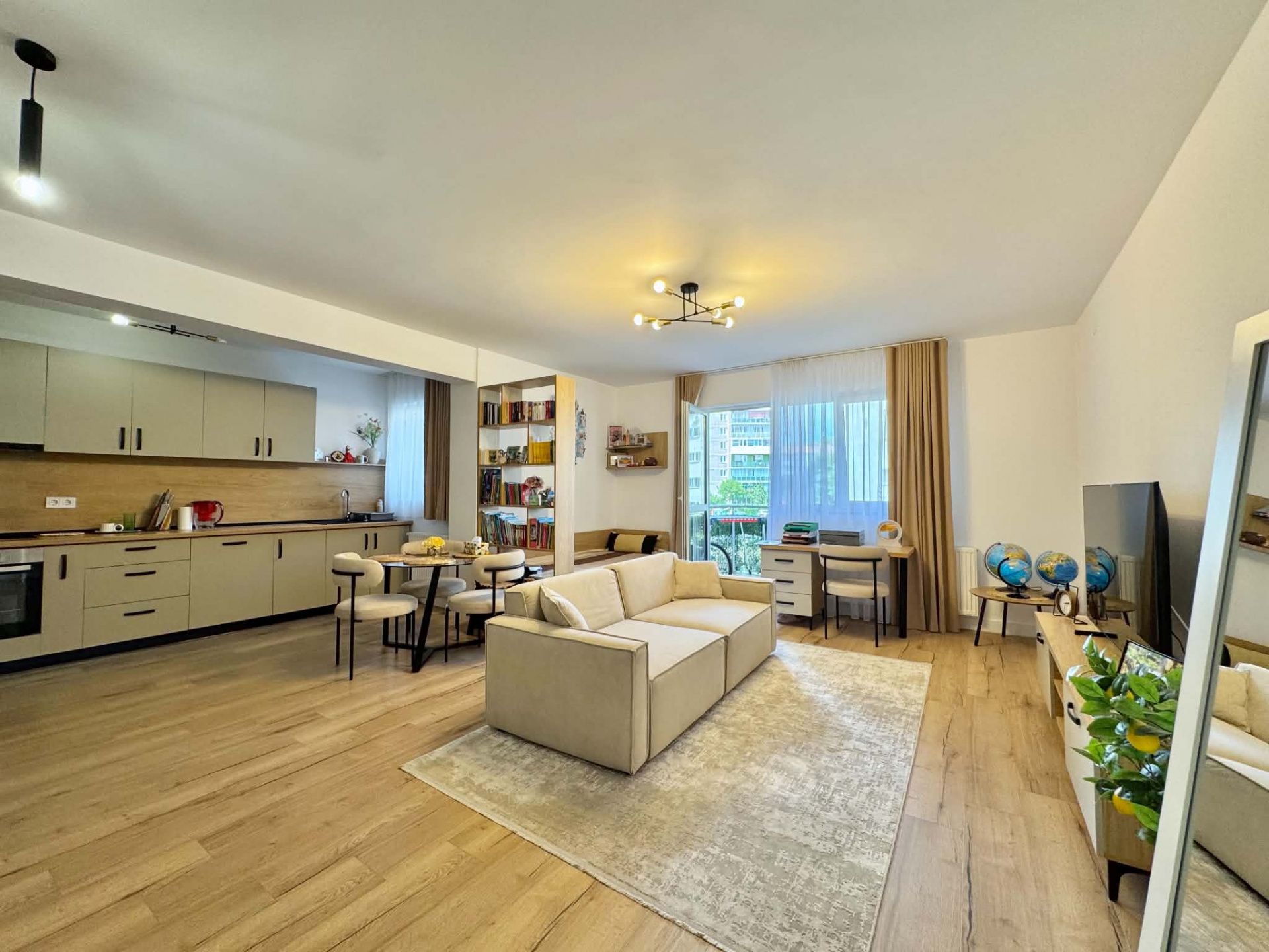 Apartament 2 camere, 60 mp utili, etajul 1 - Zona Rahovei