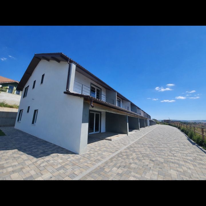 Apartamente cu scara interioara la casa,105 mp utili,la cheie,Cetate