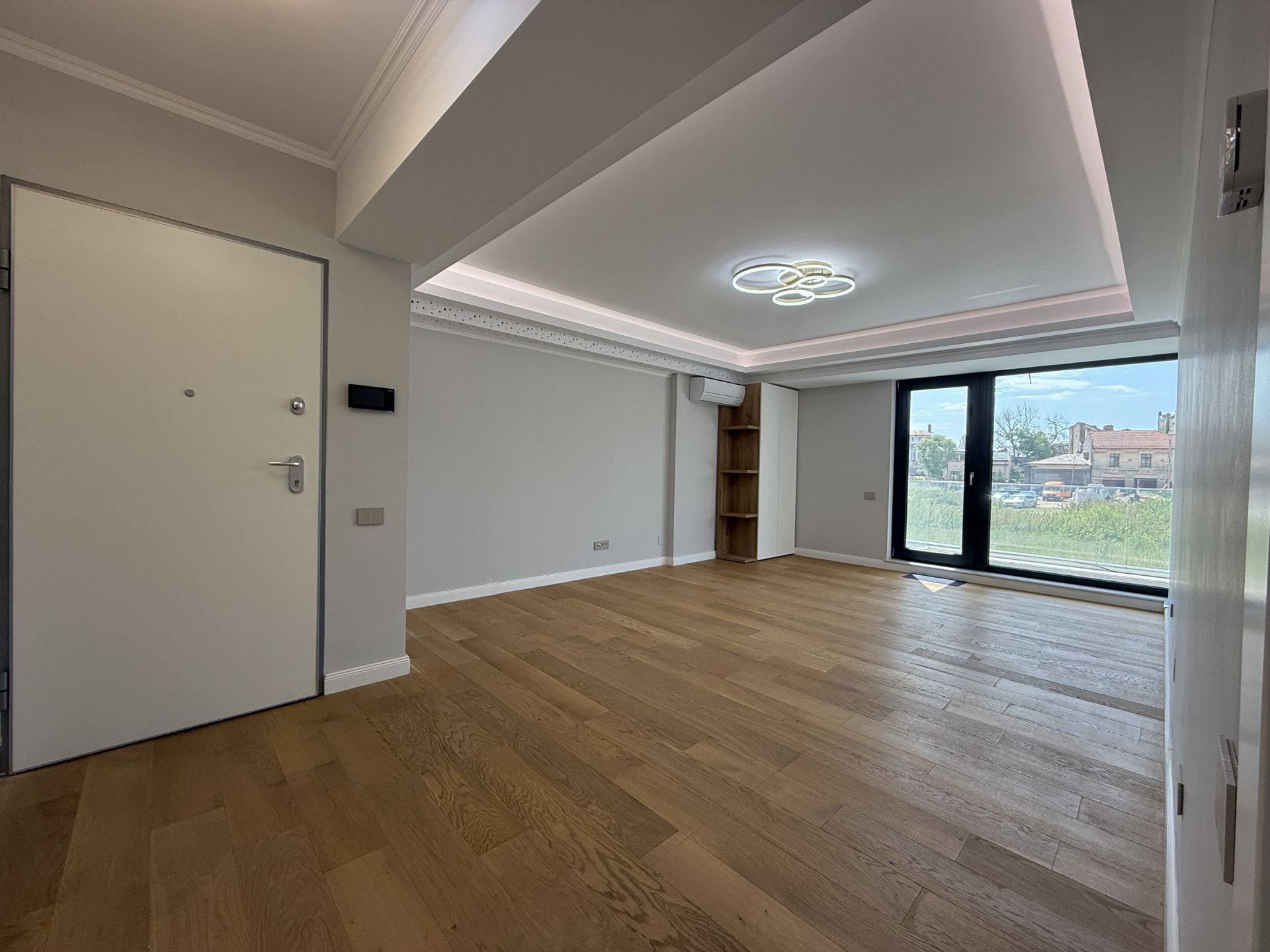 Unirii, liber, bucatarie mobilata si utilata