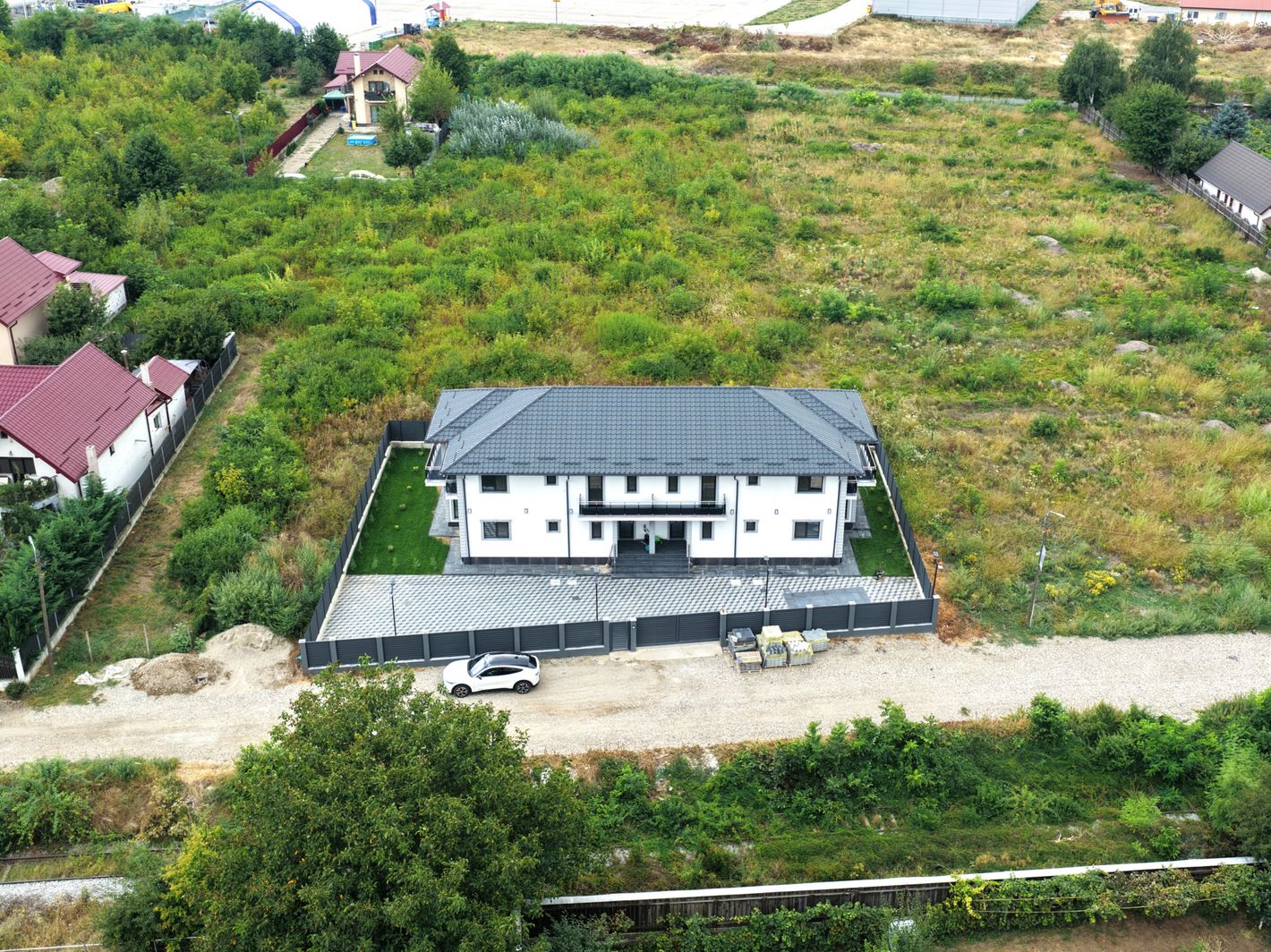Vedere aeriană a unei proprietăți din portofoliul agenției