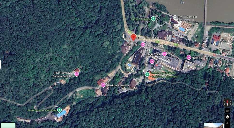 Teren / padure cu izvor apa termala si izvor mineral. ZONA TURISTICA !